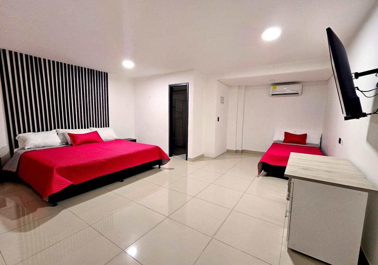 Hotel Ofix Medellín Dış mekan fotoğraf