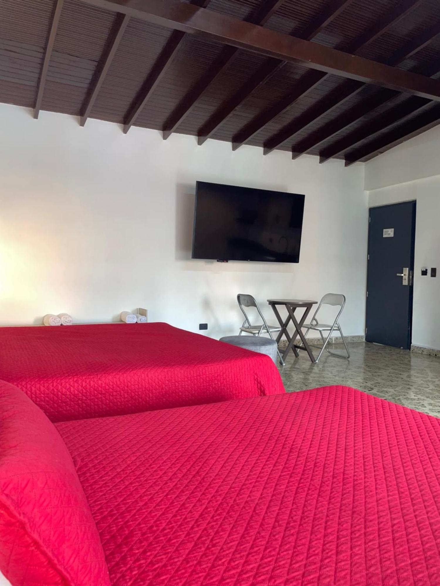 Hotel Ofix Medellín Dış mekan fotoğraf